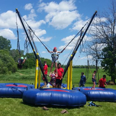 bungee-trampoline-chicago-rental