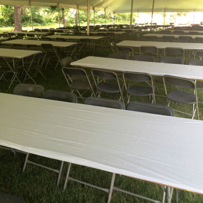 8ft-banquet-table-chicago-party-rentals_b0bb6a308901a9a0e55639944f90c684