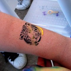 Air-Brush-Tattoos-Chicago-Party-entertainment