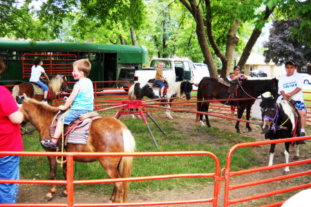 Animals-feature-chicago-event-rental