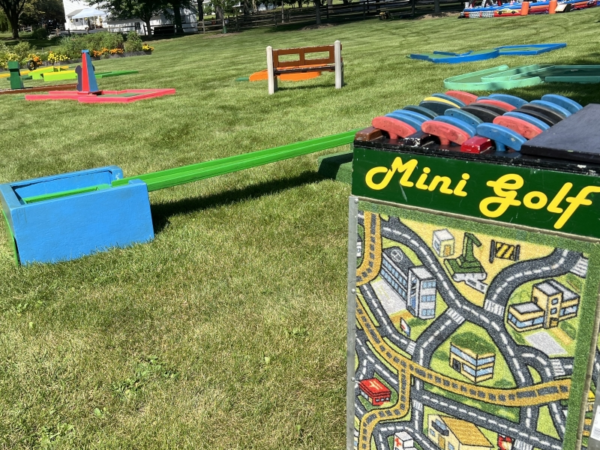 Anywhere-Mini-Golf 4