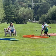 Anywhere-Mini-Golf-FIVE 2