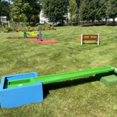 Anywhere-Mini-Golf-NINE 1