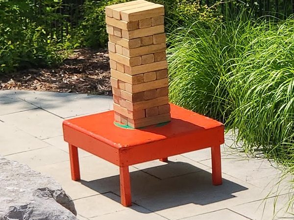 Giant-Jenga-Chicago-event-game-rental