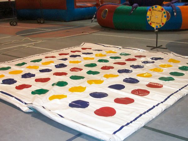 Giant-Twister-Chicago-Games-Event-Rentals