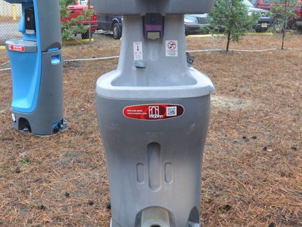 Hand-Washing-Stations-Chicago-Event-Rental