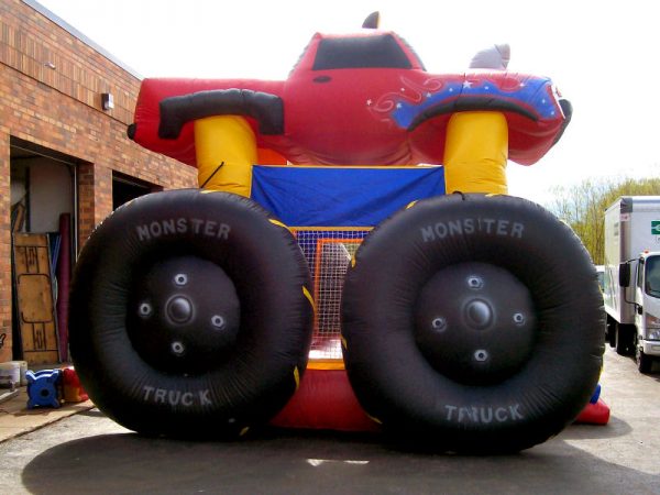 Moonwalk-Monster-Truck-2