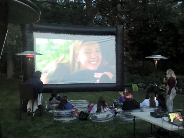 Movie-screen-outdoor-chicago-inflatable-rental