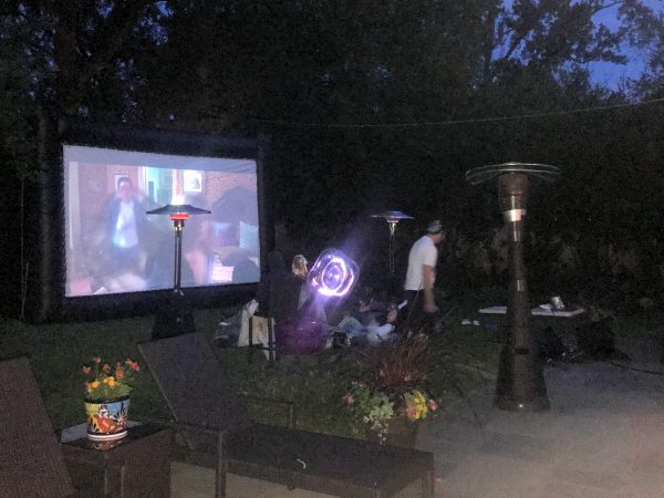Movie-screens-outdoor-chicago-inflatable-rentals