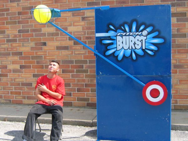 Pitchnburst-chicago-dunk-tank-rental