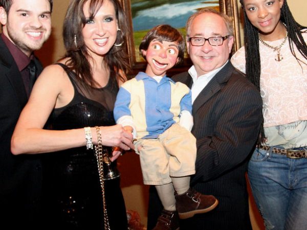 Ventriloquist-act-chicago-event-entertainment