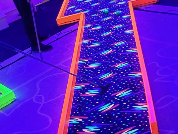 blacklight-mini-golf-rentals-chicago