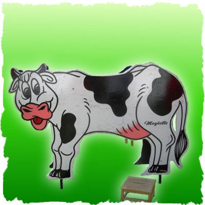 carnival-game-cow-milking_1e3fdfe0b386915c5bcf072e86b5a445