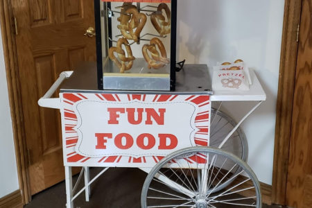 fun-foods-pretzels-chicago-rental