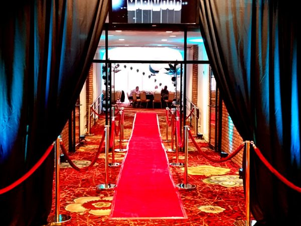 grand-entrance-chicago-event-decor-rental