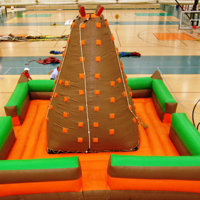 mount-fun-climbing-wall