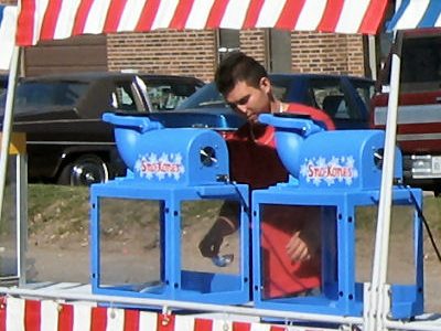 sno-cone-cart-fun-foods-chicago-event-catering-concessions