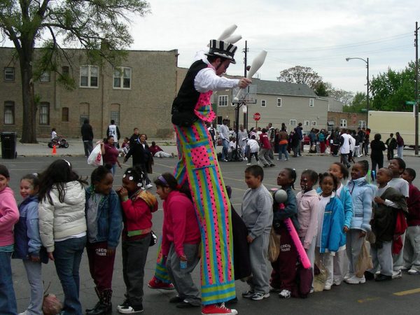 stilt-walker-chicago-event-entertainment