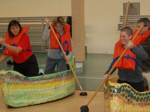 street-canoe-racers-chicago-event-rentals