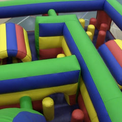 Kraze-Maze-Inflatable-Obstacle-Course