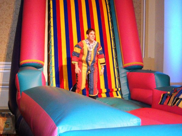 Velcro-Wall-chicago-event-rental