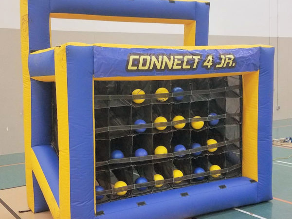 Connect-4-in-a-row-giant-games-chicago-rental